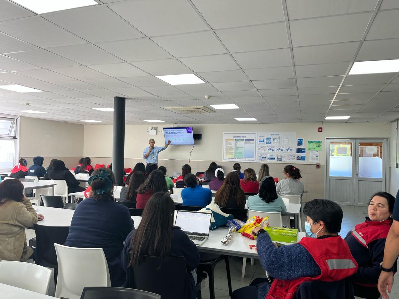 Taller de finanzas personales en empresa
